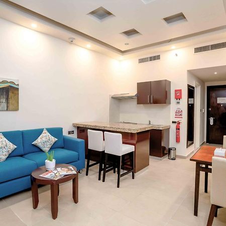 Metropolitan Al Mafraq Hotel Abu Dabi Dış mekan fotoğraf