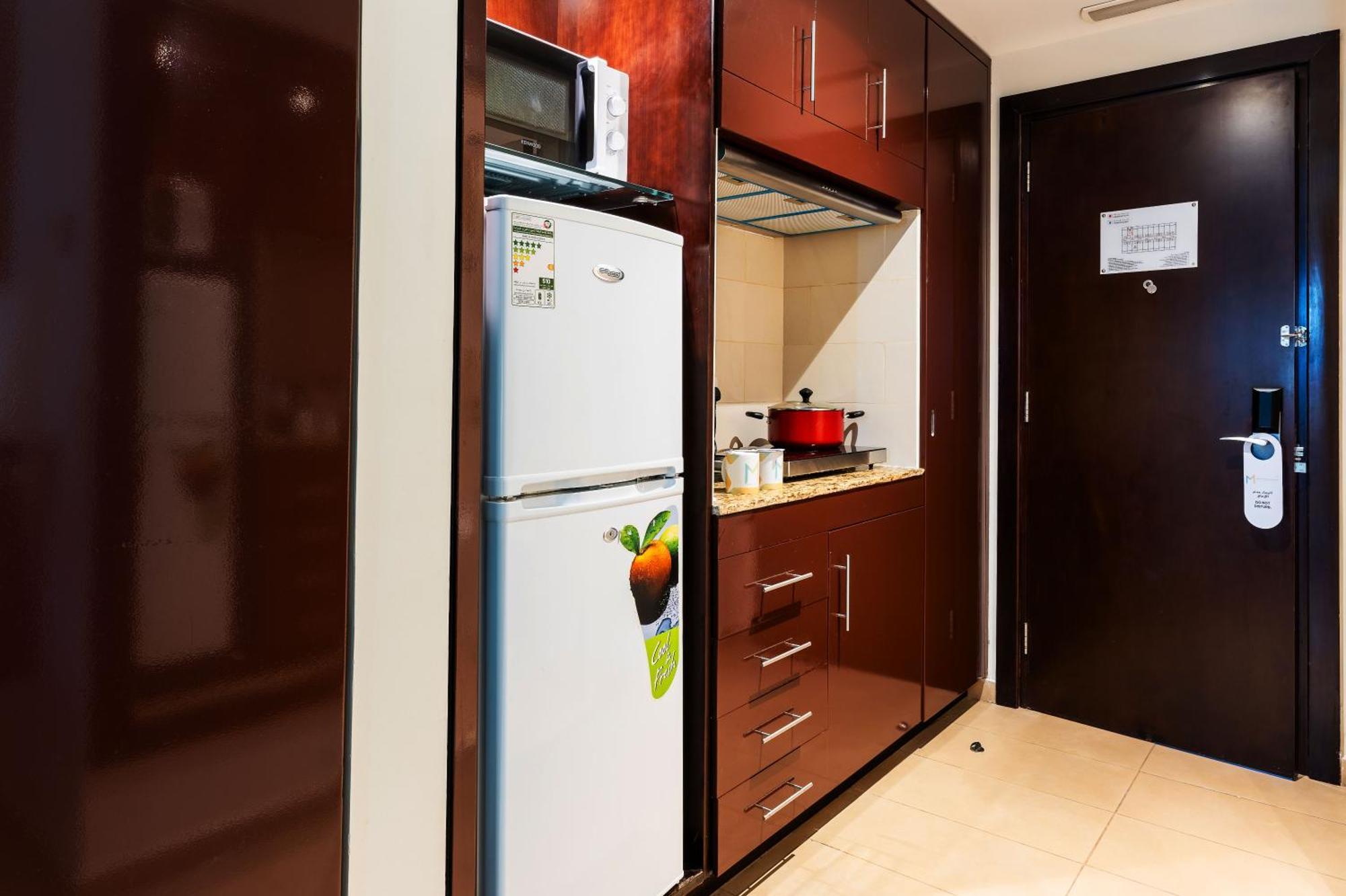 Metropolitan Al Mafraq Hotel Abu Dabi Dış mekan fotoğraf
