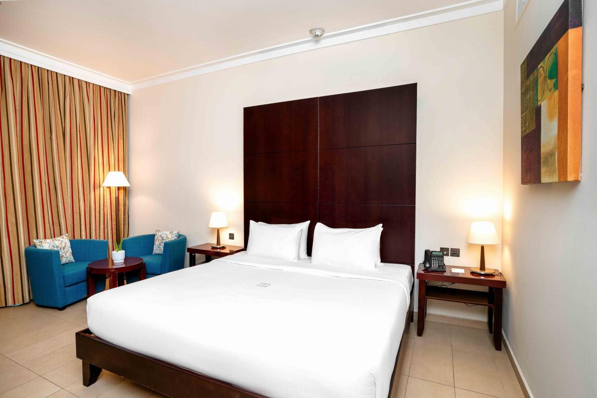 Metropolitan Al Mafraq Hotel Abu Dabi Dış mekan fotoğraf